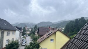 Regen bis in den Vormittag