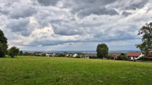 Aussicht bis in den Pfläzer Wald